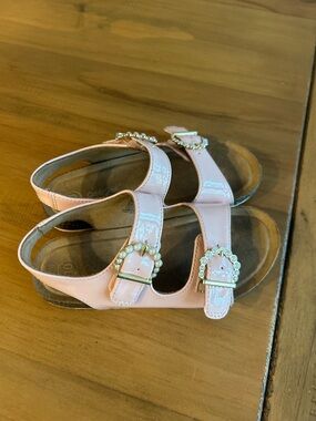 Pink Sandals with pearls